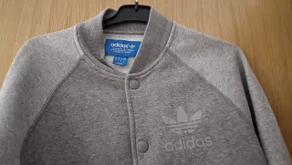 Chaqueta Beisbolera Adidas Talla S Gris