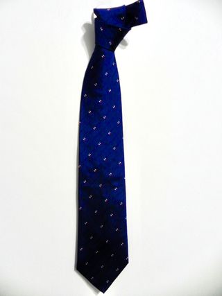 Corbata NRW azul con detalles tricolor