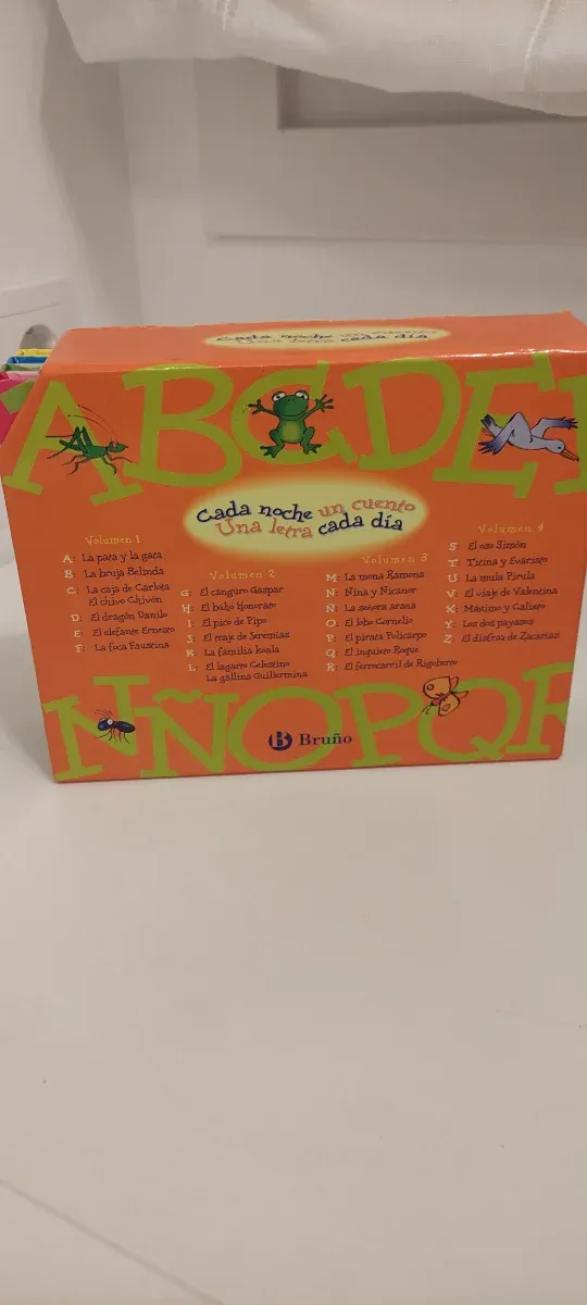 Estuche Cada noche un cuento, una letra cada día