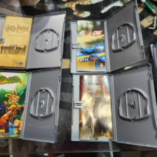 9 copertine e istruzioni per i giochi per PSP