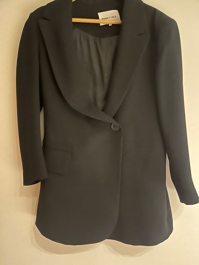 Blazer Bimba y Lola Talla L Negra