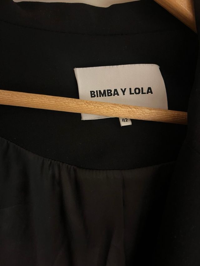 Blazer Bimba y Lola Talla L Negra