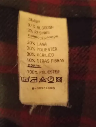 Abrigo de entretiempo de la marca Yves Saint Laure