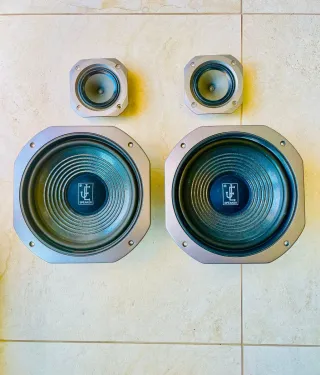 JE Speaker Woofer e Tweeter