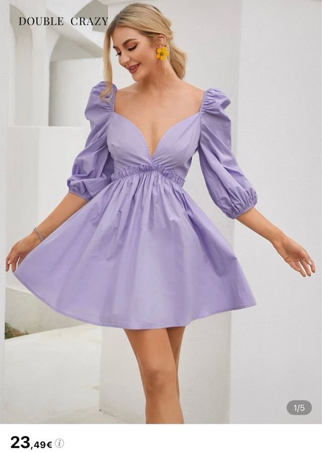 Vestido lila con mangas abullonadas