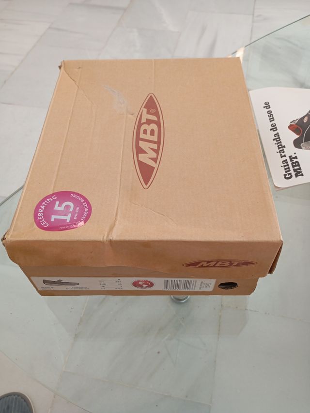 Zapatos MBT originales gris