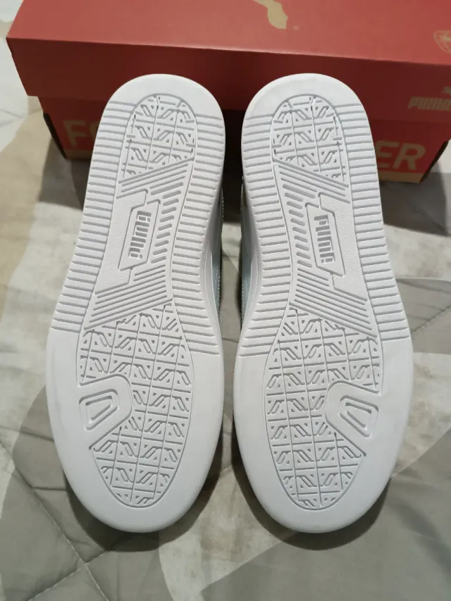 Puma nuevas N°39 zapatillas con caja