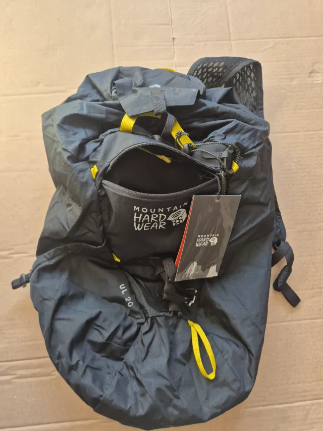 Mochila Mountain Hardwear UL20 Negra a estrenar