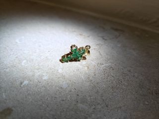 Ciondolo Croce Smeraldi Grezzi Oro