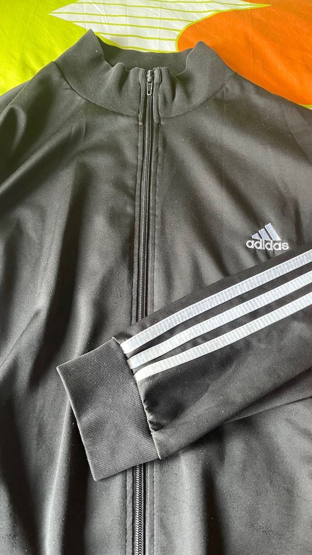 Sudadera Adidas Negra con Rayas