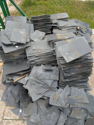 Tejas de pizarra para tejados (unos 100m)