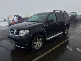Nissan Pathfinder 2005