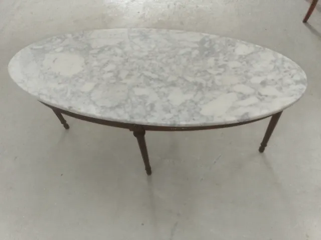 Mesa centro ovalada mármol y madera