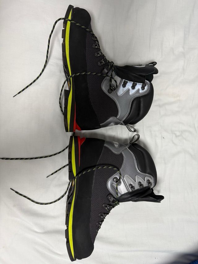 Botas Alpinismo Bestard Fitz Roy Negras/Plata