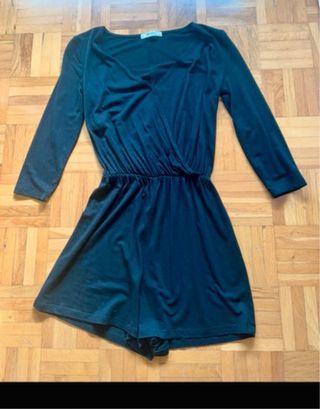 Mono Bershka negro talla XS