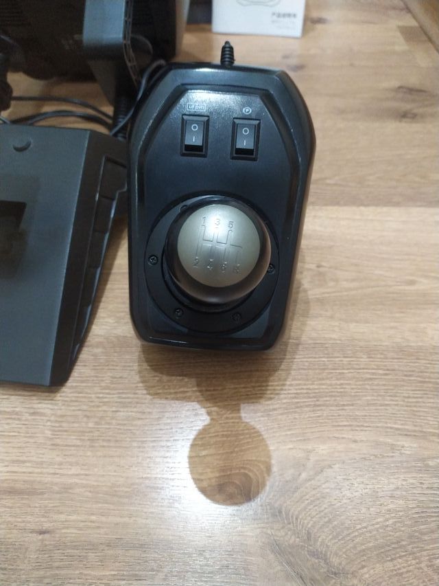 Volante Gaming PXN V9 PC/Consola + Pedales