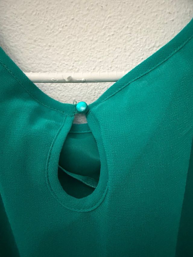 Vestido verde agua con encaje negro talla L