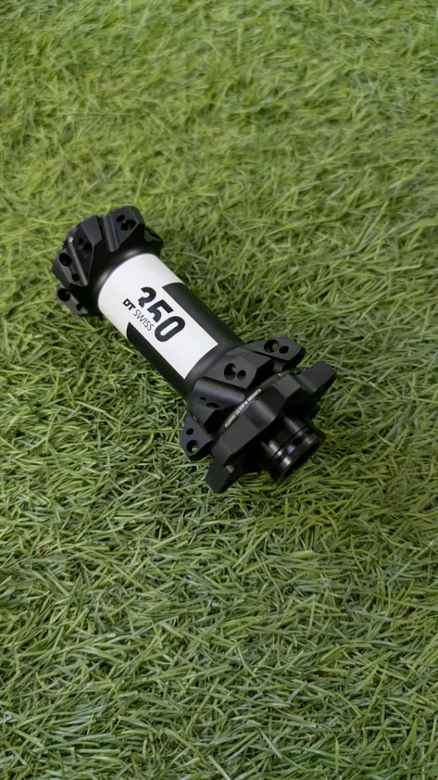 Buje DT Swiss 350 28h 15x110 Boost