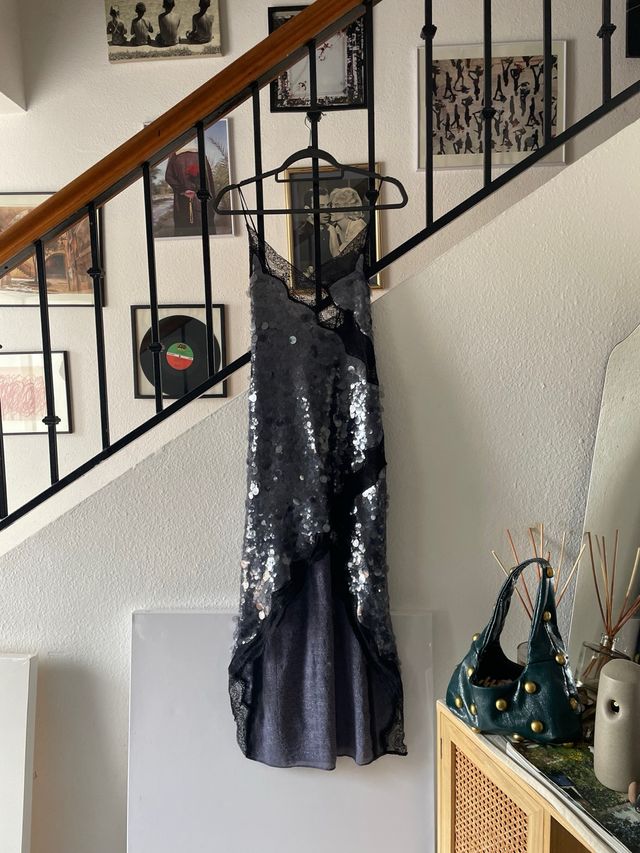 Vestido Zara lentejuelas midi negro/plateado/gris