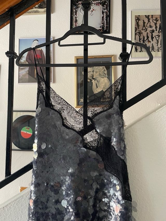 Vestido Zara lentejuelas midi negro/plateado/gris