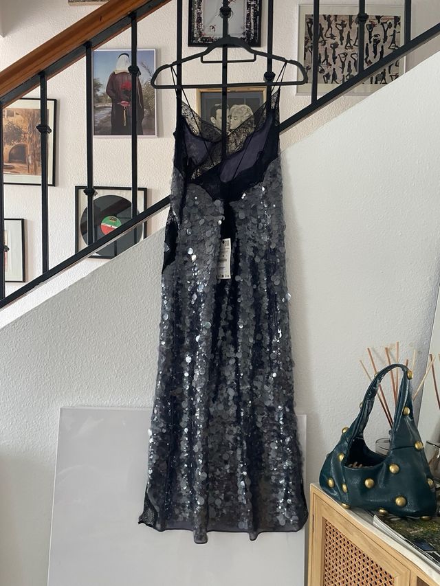 Vestido Zara lentejuelas midi negro/plateado/gris