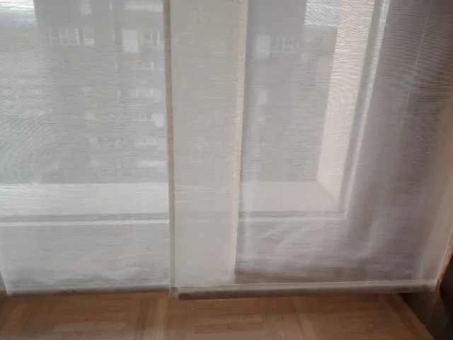 Panel japonés con riel