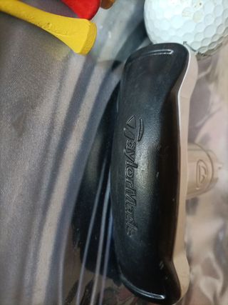 Accesorios de Golf: Tees, Bola y Grip