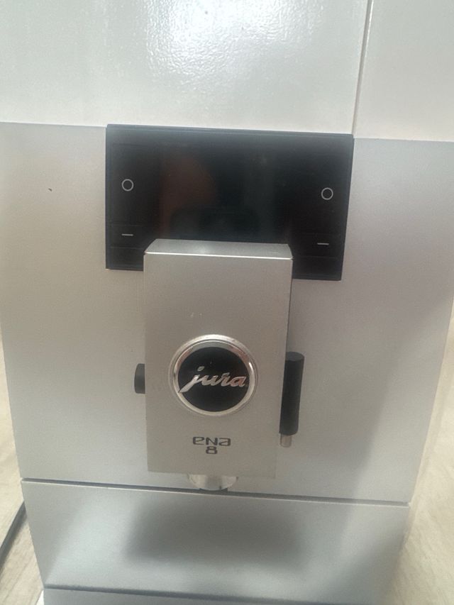 Cafetera Jura Ena 8