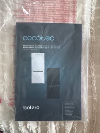 Nevera Cecotec Negra