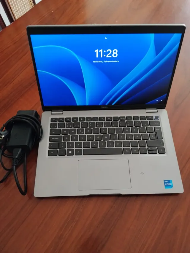 Portátil Dell laptitude i7 12 generación Alta gama