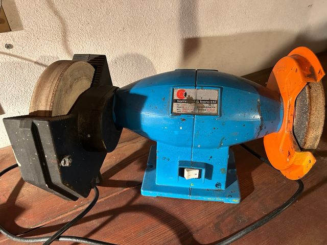 smerigliatrice da banco