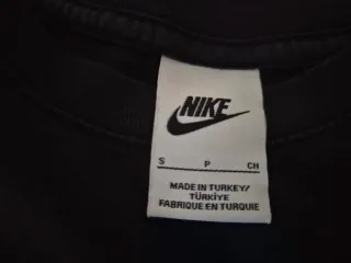 Camiseta Nike Negra Athletic Dept.