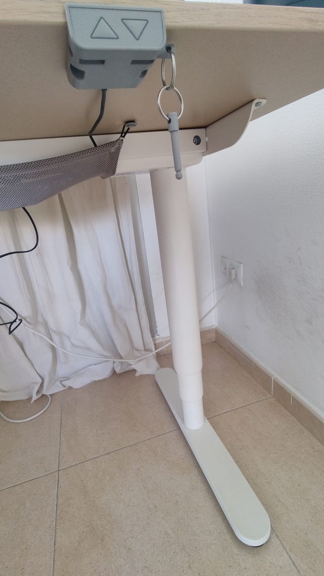 Escritorio Elevable Automático IKEA 120x80