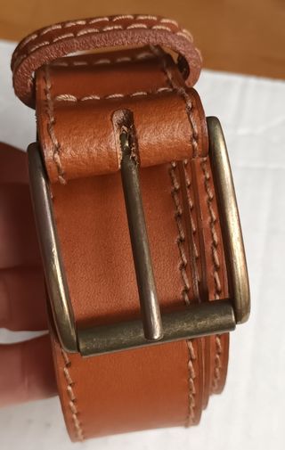 Cinturón Marrón simil-cuero Hebilla Metálica.