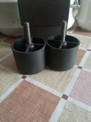 Patas para muebles (2 unidades)