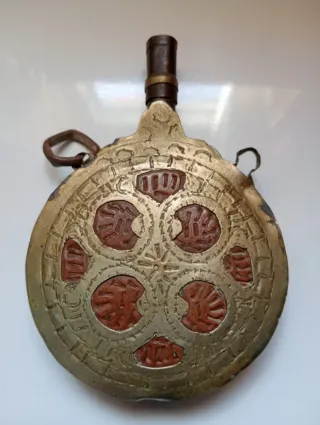 Porta pólvora árabe antiguo