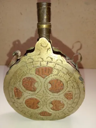 Porta pólvora árabe antiguo