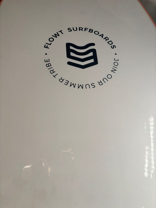 Tabla de surf Flowt 7'6 naranja