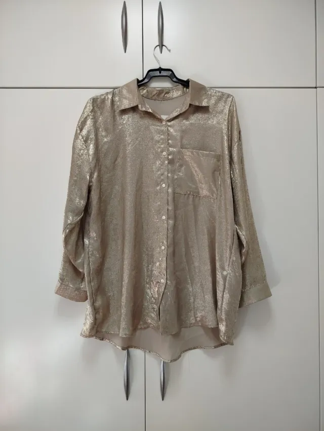 Camisa dorada brillante talla XL