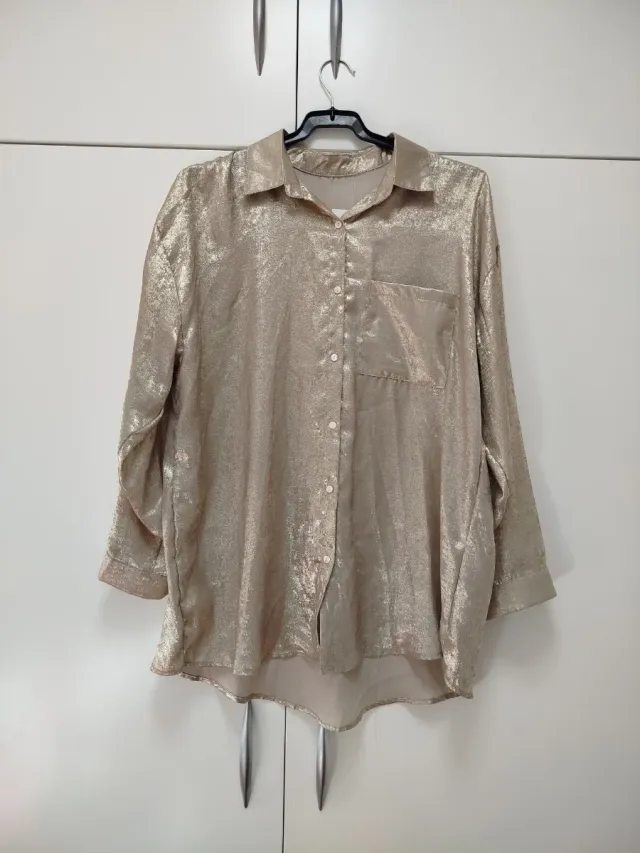 Camisa dorada brillante talla XL
