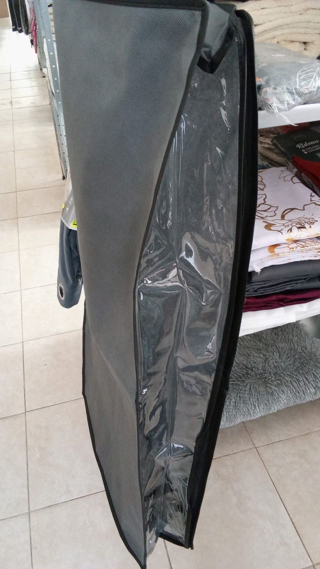 Organizador de ropa para viaje gris