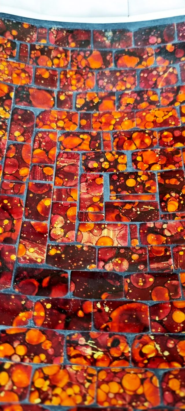 Cuenco de terracota con mosaicos de vidrio