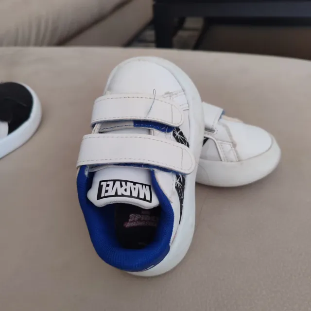Scarpe Adidas Marvel bimbo velcro