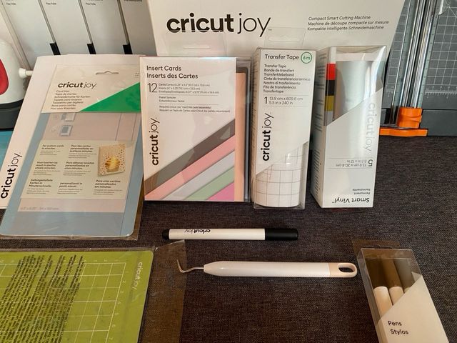 Cricut Joy Máquina de Corte + Accesorios