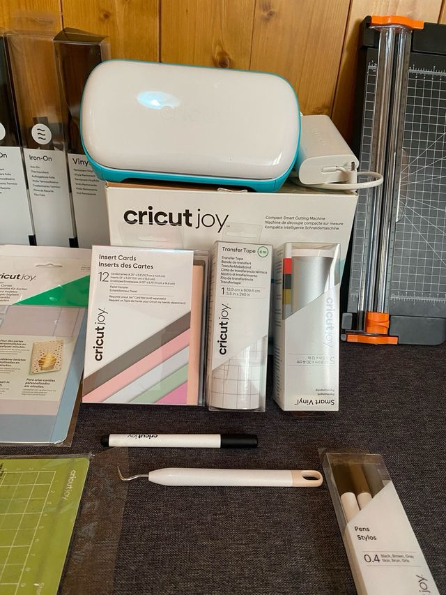 Cricut Joy Máquina de Corte + Accesorios