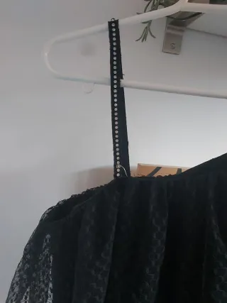 Vestido negro midi fiesta