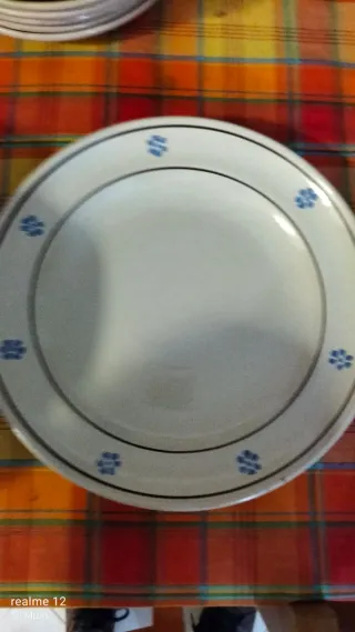 Servizio piatti ceramica Grottaglie decoro blu