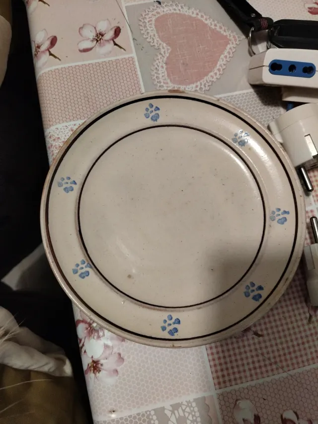 Servizio piatti ceramica Grottaglie decoro blu