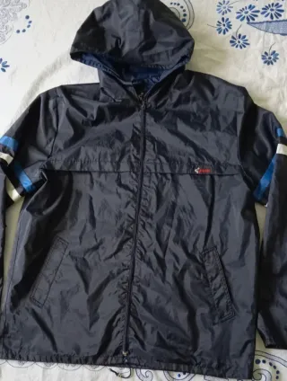 Cortavientos impermeable hombre azul