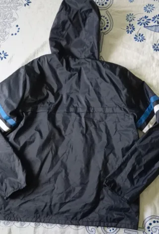Cortavientos impermeable hombre azul